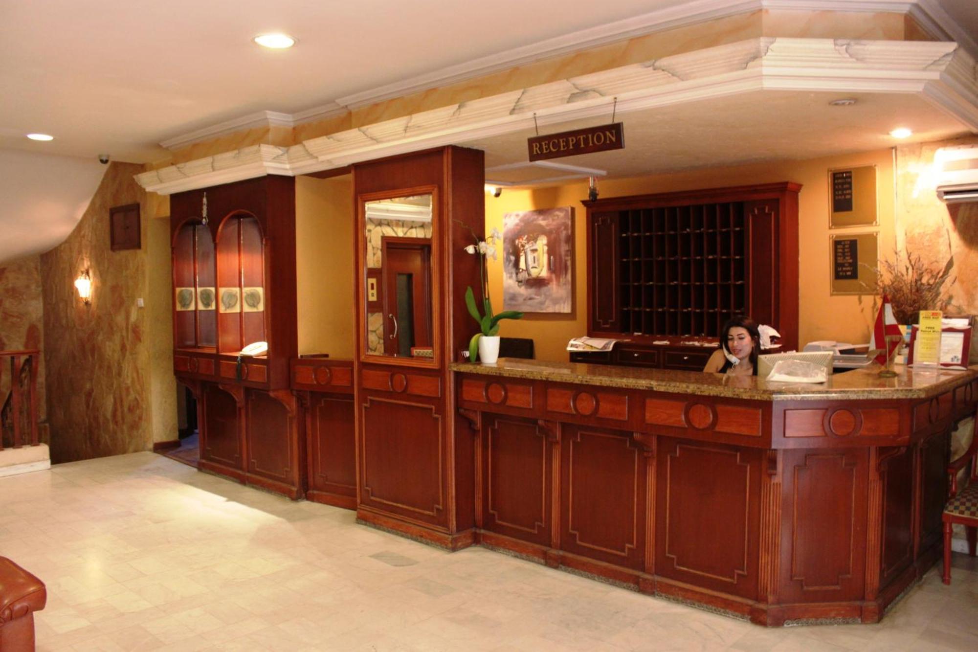 เลอ มาร์ลี Hotel เบรุต ภายนอก รูปภาพ